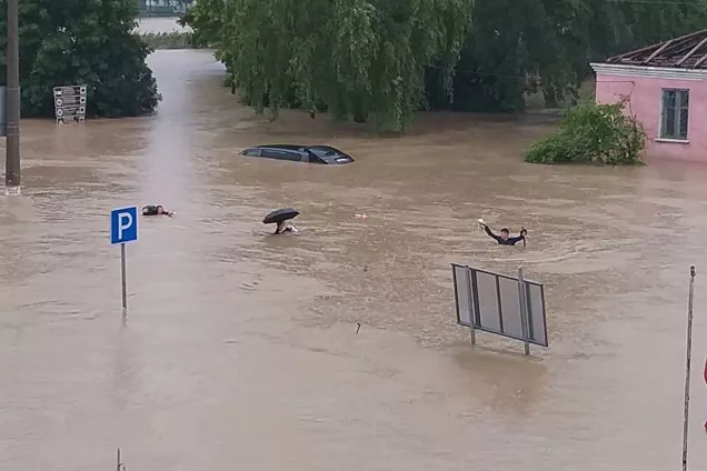 Фракция «Единой России» в крымском парламенте инициировала сбор средств для крымчан, пострадавших от подтопления