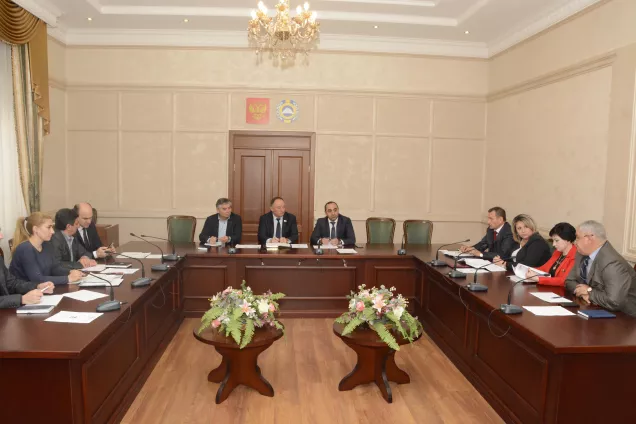 Реализация национальных проектов в КЧР будет находиться под контролем депутатов Парламента республики