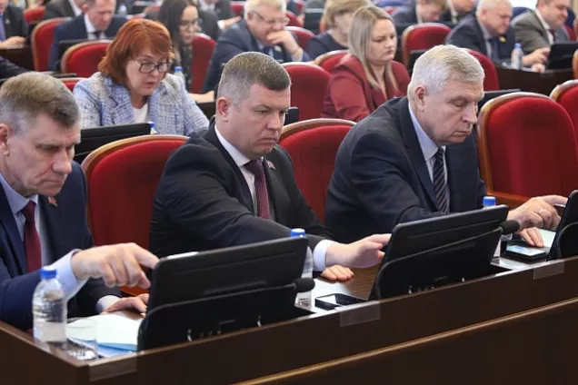 Кубанский парламент принял новую редакцию изменений закона о поддержке народных промыслов в крае