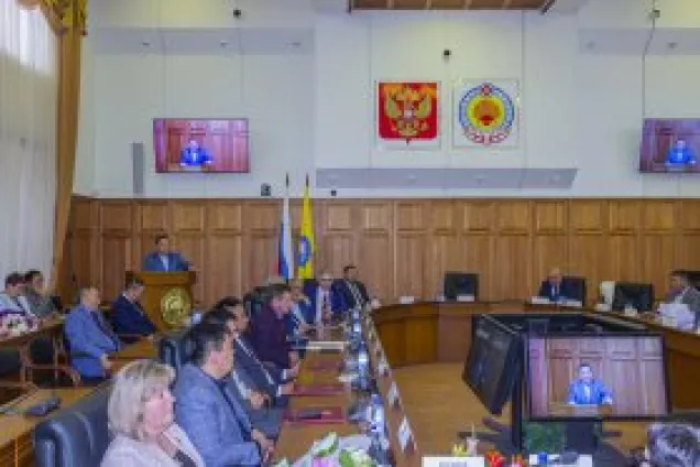 Спикер Парламента Калмыкии  А. Козачко провел встречу с  депутатами шестого созыва