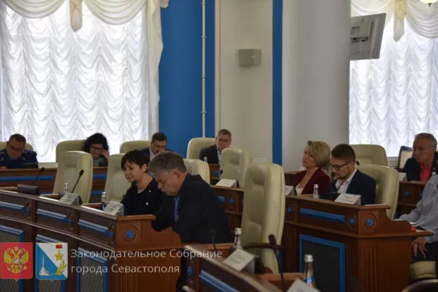 Вячеслав Горелов поднял проблему вырубки краснокнижных деревьев