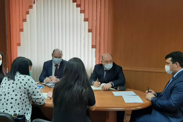 Парламентарии Астрахани приняли участие в обсуждении развития кадрового потенциала