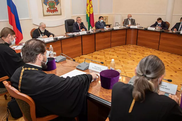 V Парламентская встреча  законодателей Кубани с духовенством прошла в парламенте края