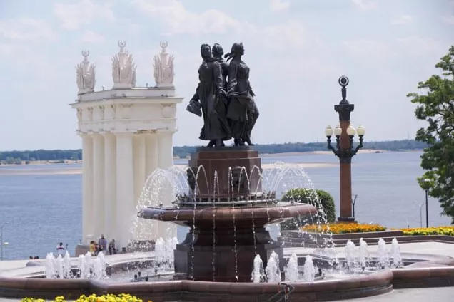 Поздравление председателя Волгоградской областной Думы Александра Блошкина с Днем работника культуры России