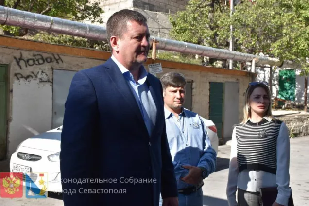 Жители пострадавших от пожара квартир на Северной стороне выразили благодарность Вячеславу Камзолову 