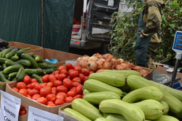 Юрий Бурлачко.Стоимость социально значимых продуктах  находится на особом контроле