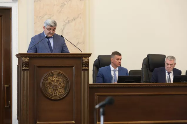 Решением депутатов ЗСК дети-сироты получили дополнительные льготы в сфере образования