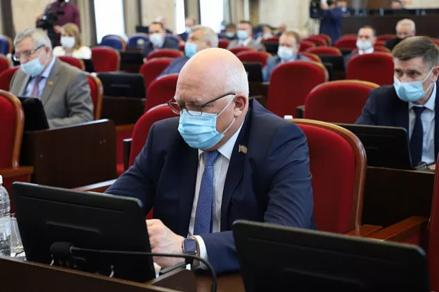 На 70 - сессии депутаты ЗСК утвердили увеличение расходов бюджета Терфонда ОМС