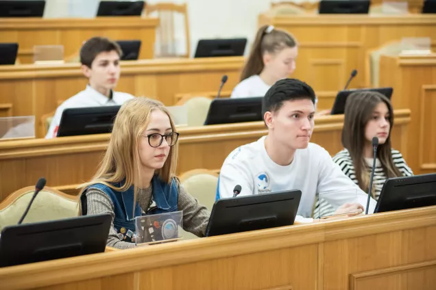 В Думе Астраханской области состоялось совещание по вопросам организации и поддержки волонтерской деятельности