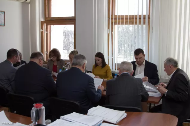 На заседании парламентского комитета рассмотрели нацпроект «Производительность труда и поддержка занятости»