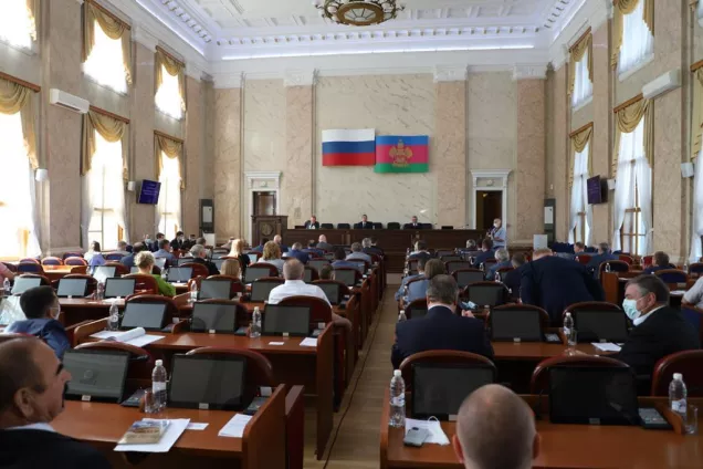 Депутаты-единороссы утвердили график приема граждан в региональной приемной партии