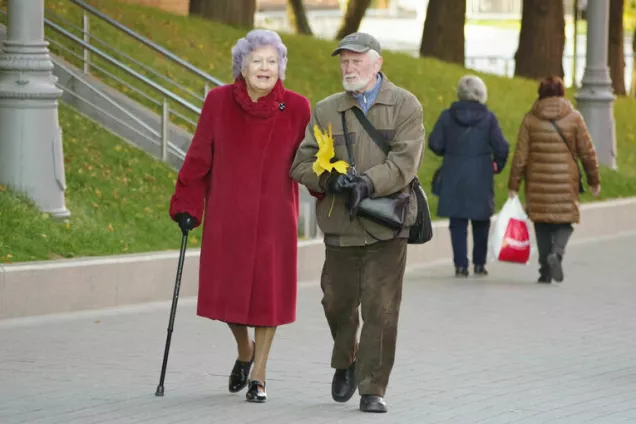 Пенсионный возраст в России предлагают снизить до 60 лет для мужчин и 55 лет для женщин