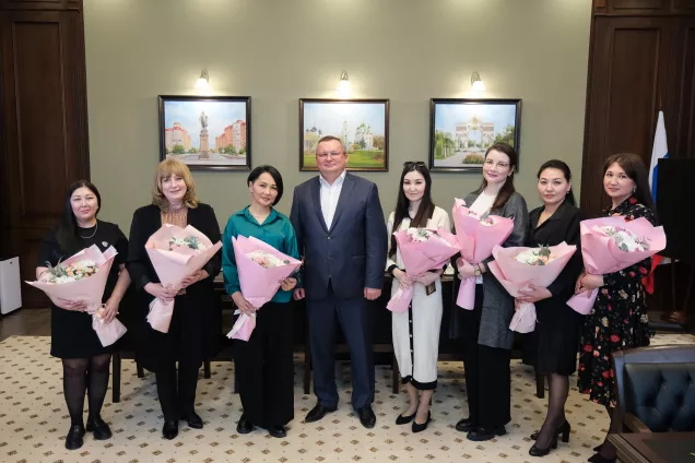 Спикер астраханского парламента Мартынов.Патриотический проект «Жена Героя» имеет всероссийский масштаб