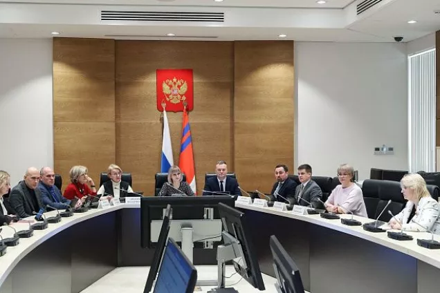Волгоградские законодатели рассмотрели реализацию  мер поддержки семьям с детьми