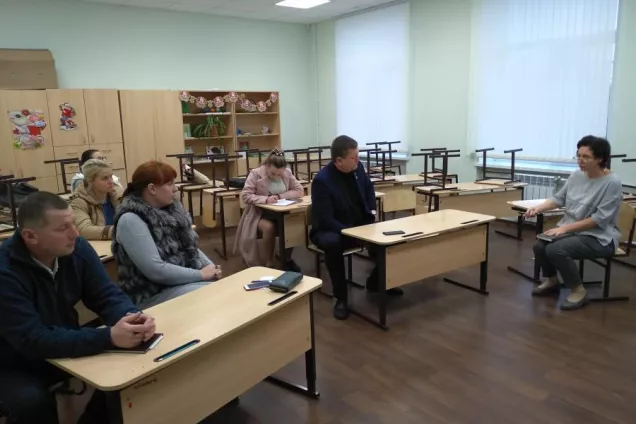 Вячеслав Камзолов посетил отремонтированную школу №40