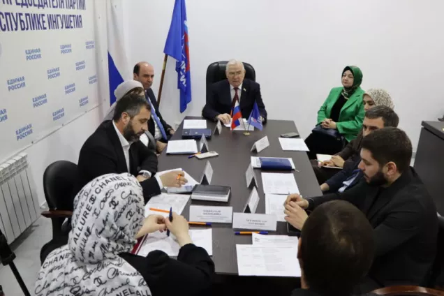 Спикер парламента Ингушетии М.Тумгоев провел прием граждан по вопросам защиты прав в трудовой сфере