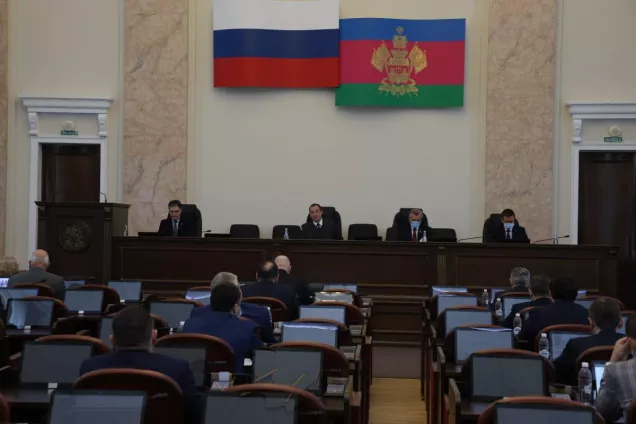 Юрий Бурлачко. Увеличение финансирования госпрограммы «Дети Кубани» в 2021г. составит более 616 млн рублей