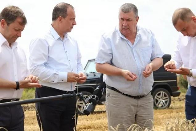 Кубанские депутаты оценили состояние дел в АПК Абинского района Краснодарского края