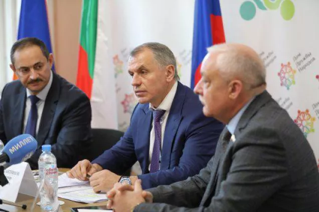 Национальные традиции, искусство и культура – это достояние Крыма и России, и мы обязаны их сохранять, - В. Константинов