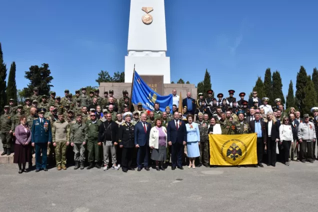 Севастопольские парламентарии приняли участие в захоронении останков защитников города