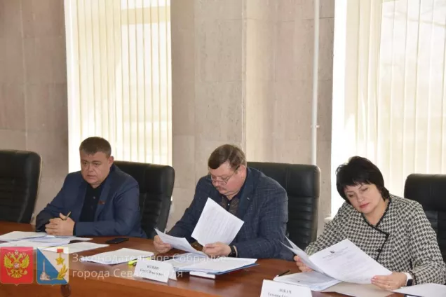 Члены бюджетной комиссии согласовали перераспределение бюджетных средств по Главному управлению культуры города Севастополя