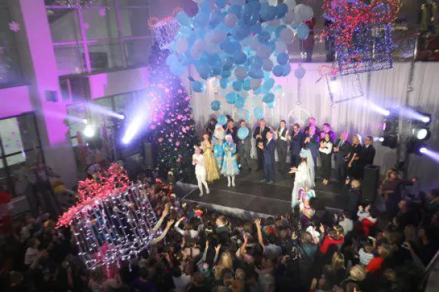 В Ледовом дворце состоялась «Парламентская ёлка»