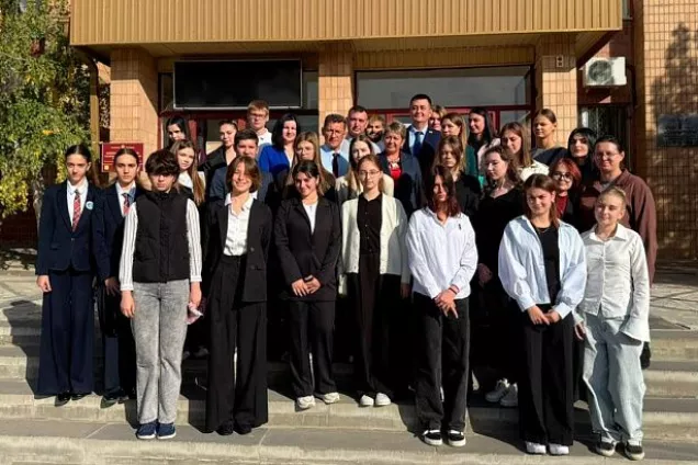 Волгоградские законодатели обсудили с молодежью актуальные темы здравоохранения