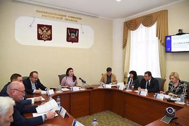 Депутаты обсудили реализацию областного закона об объектах культурного наследия 