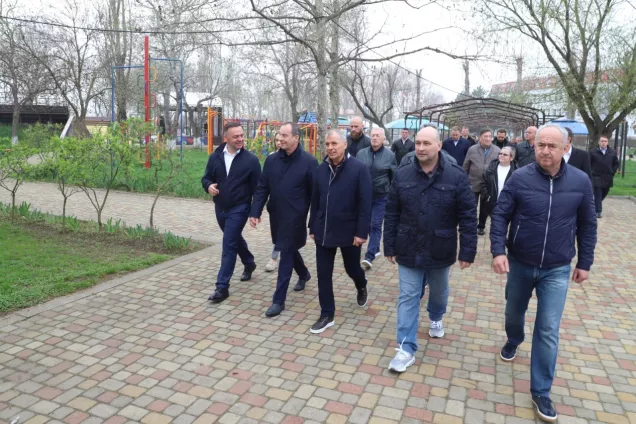 Юрий Бурлачко. Анапа была и остается главной детской здравницей России