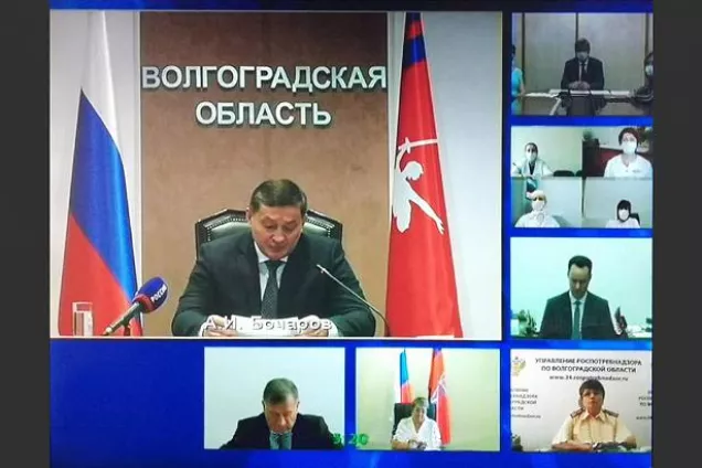 Медики региона получают поздравления с профессиональным праздником