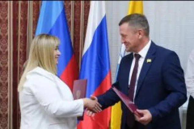 Парламент Калмыкии и муниципальный округ ЛНР подписали соглашение о сотрудничестве