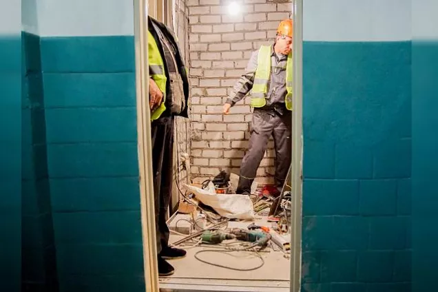 Поправки в региональный закон призваны ускорить замену устаревших лифтов