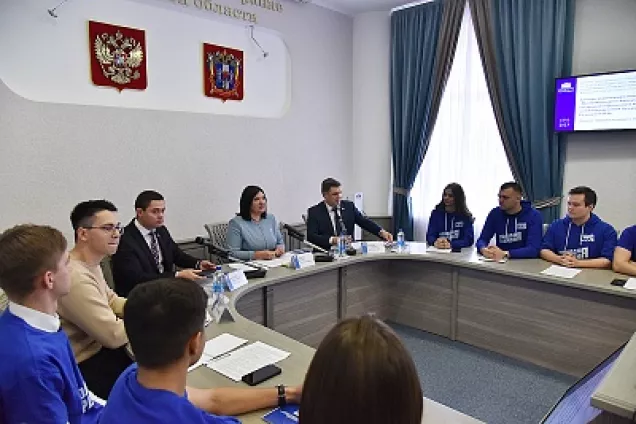 В донском парламенте состоялась площадка федерального проекта «Школа молодого политика»