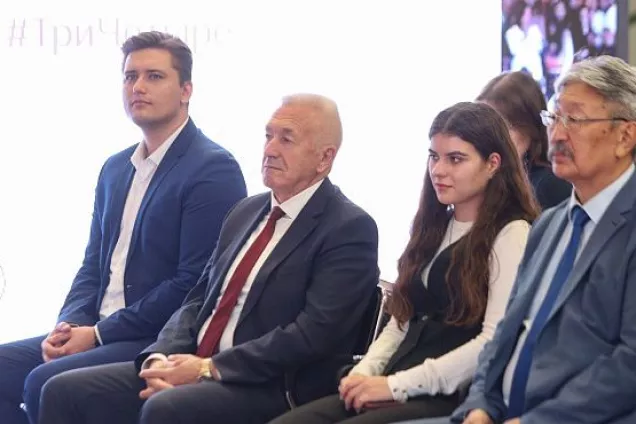 Спикер волгоградского парламента А.Блошкин прокомментировал итоги фестиваля #ТриЧетыре