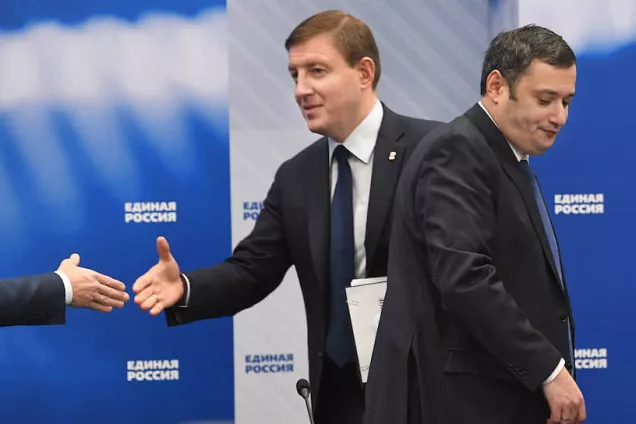 Чиновников будут наказывать рублем за оскорбление граждан