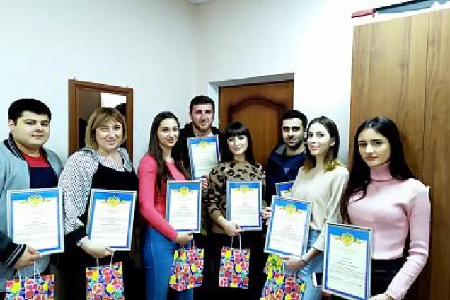 Саркис Гогорян наградил волонтеров Мясниковского района