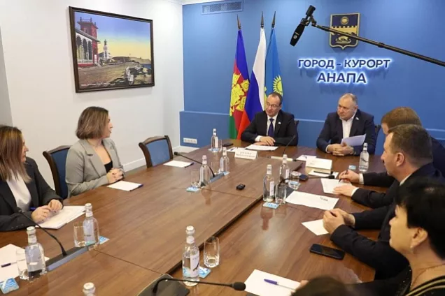 Кубанские законодатели провели прием граждан в Анапе