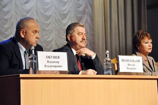 Владимир Окунев и Владимир Влазнев приняли участие в работе информационной группы в городе Азове