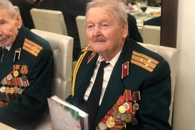 Сергей Замиховский поздравил Совет Ветеранов Ворошиловского района с наступающими праздниками