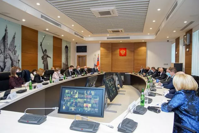 Реготделение «Единой России» направит 10 миллионов рублей на обеспечение лекарствами от ковида граждан старше 65 лет