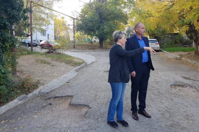 РАБОТА В ОКРУГЕ. Татьяна Щербакова о проблемах ул. Будищева