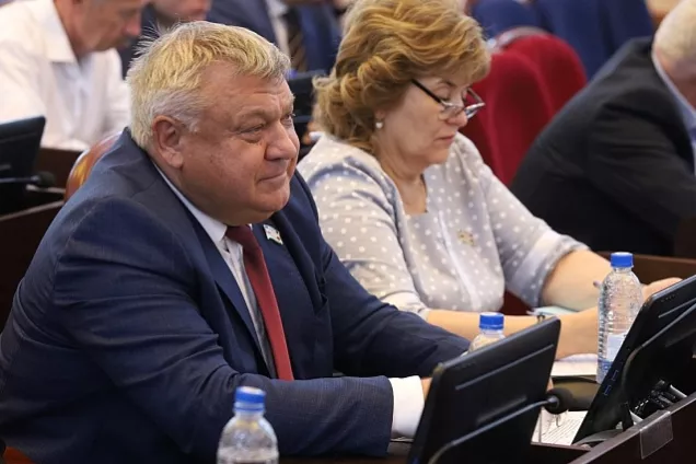 Сессия ЗСК согласовала выделение допфинансирования на восстановление прав дольщиков