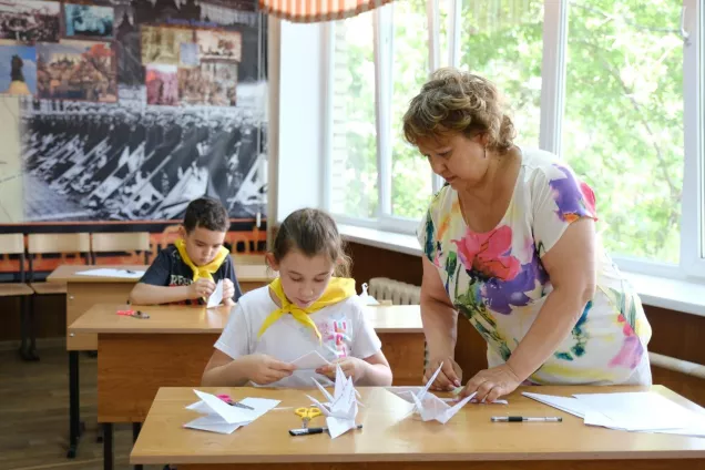 C 1 сентября 2020 года в Астраханской области начнутся выплаты учителям за классное руководство