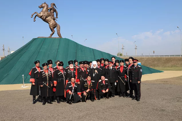 Ю.Бурлачко.В казачьей истории много мудрых атаманов, и у них есть чему поучиться