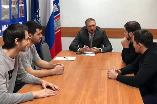 Сергей Замиховский встретился с молодежью Октябрьского района Ростова-на-Дону