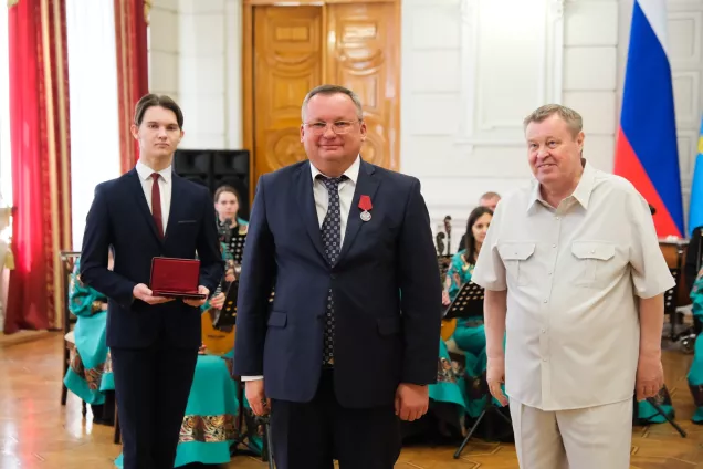 Председателя астраханского парламента Игоря Мартынова наградили  медалью ордена «За заслуги перед Отечеством» II