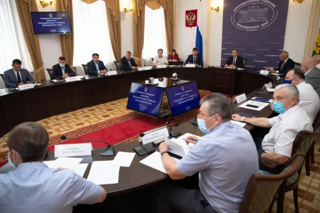 В повестку дня очередной сессии парламента Кубани включено более 30 вопросов