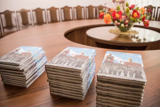 «Из рода в род» -  в библиотеке имени Н.К. Крупской состоялась презентация книги астраханской писательницы