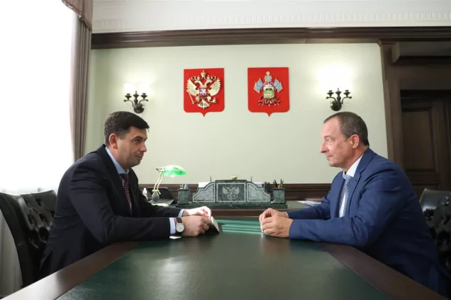 Председатель ЗСК Юрий Бурлачко провел рабочую встречу с главой Усть-Лабинского района Станиславом Гайнюченко