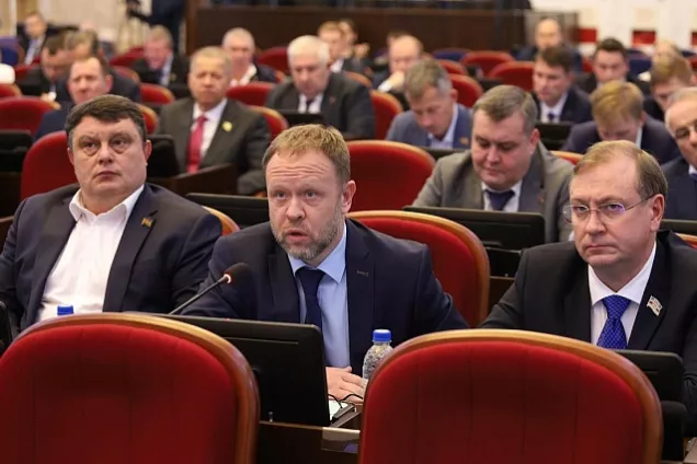 Кубанские депутаты проанализировали эффективность принимаемых в крае мер по обеспечению плодородия земель